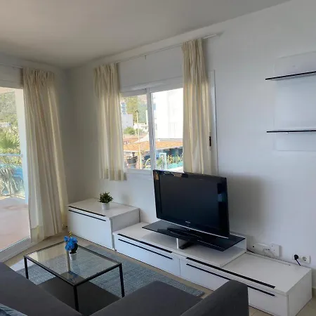 Alexander Apartment *